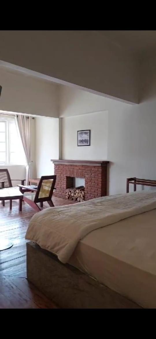 Railway Lodge Hostel 하톤 외부 사진